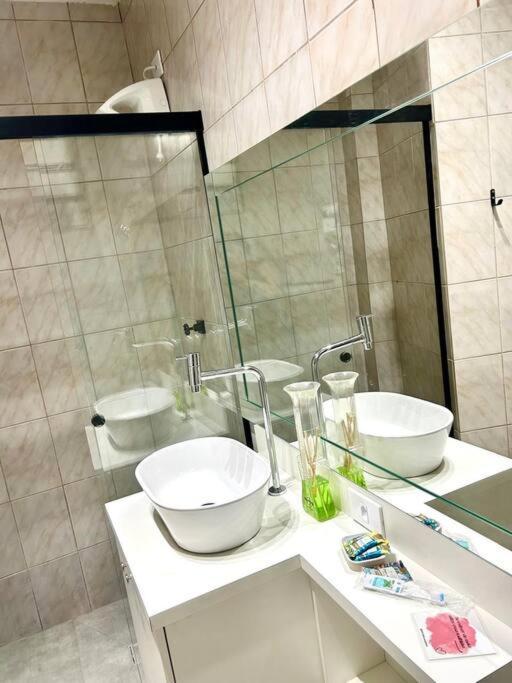 Ap Smart Downtown Apartment กังปินาส ภายนอก รูปภาพ