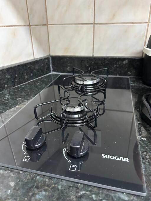 Ap Smart Downtown Apartment กังปินาส ภายนอก รูปภาพ